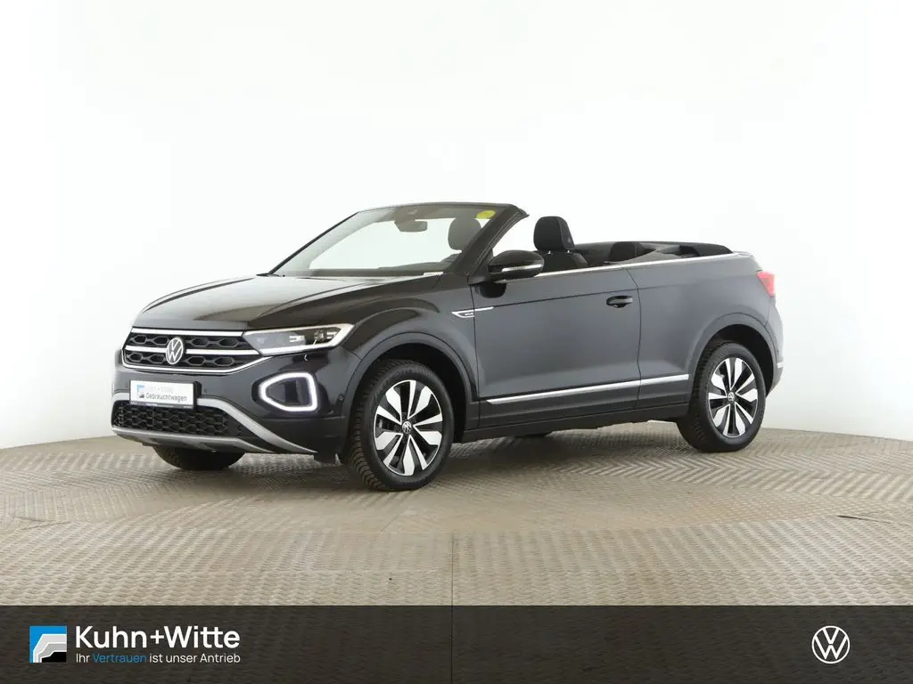 Photo 1 : Volkswagen T-roc 2023 Essence