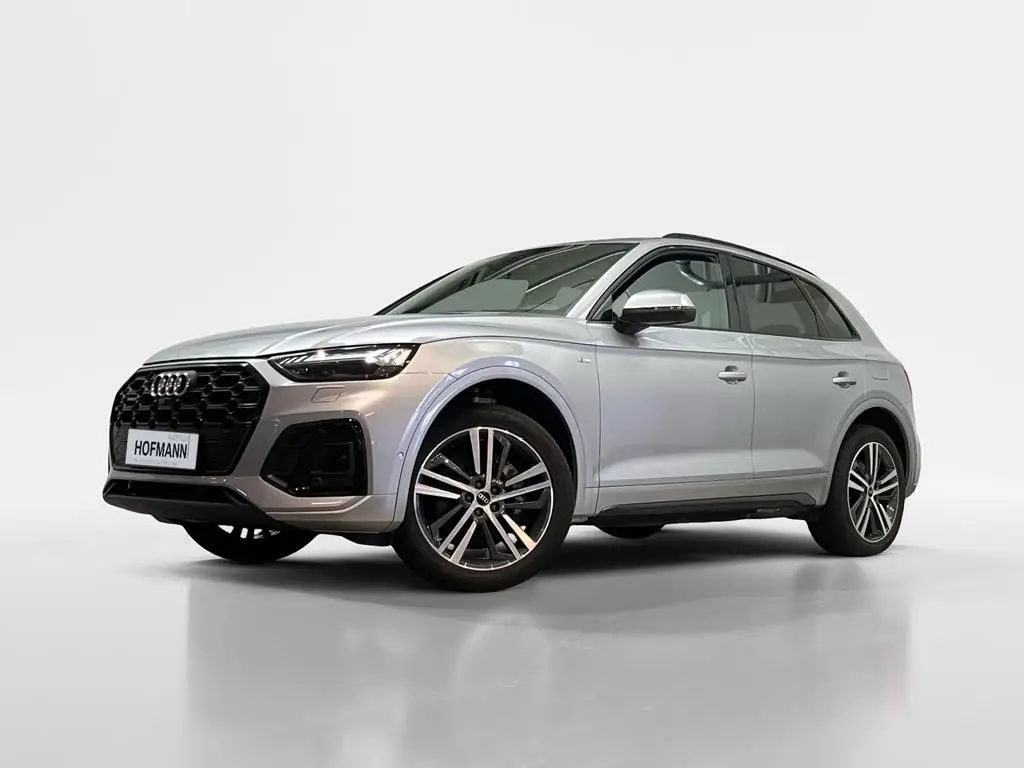 Photo 1 : Audi Q5 2021 Hybrid