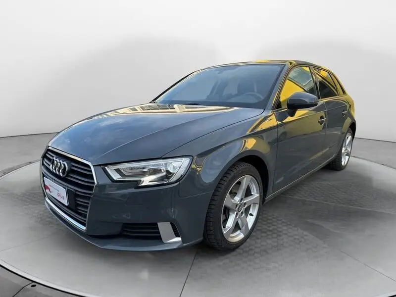 Photo 1 : Audi A3 2020 Diesel