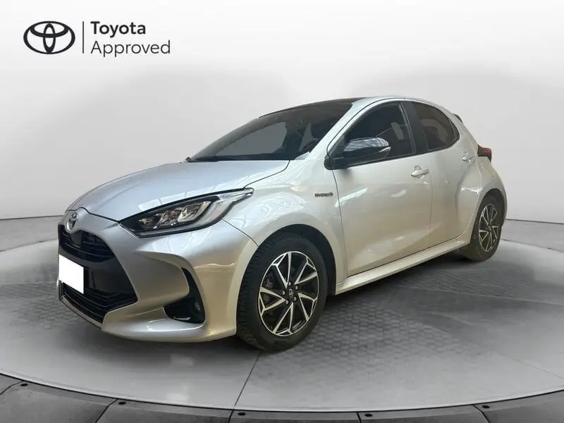 Photo 1 : Toyota Yaris 2021 Hybrid