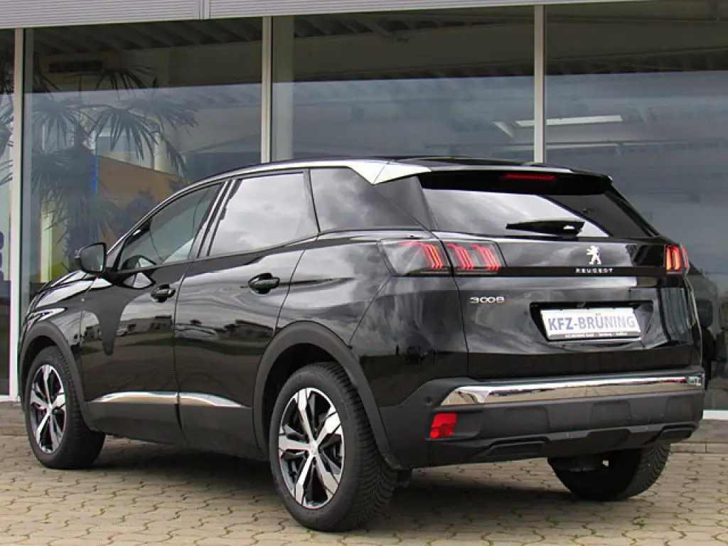 Photo 1 : Peugeot 3008 2024 Petrol