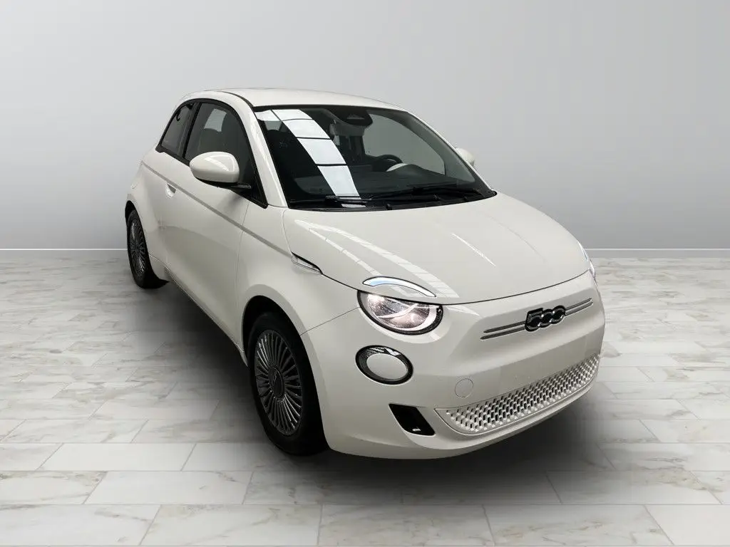 Photo 1 : Fiat 500 2022 Non renseigné