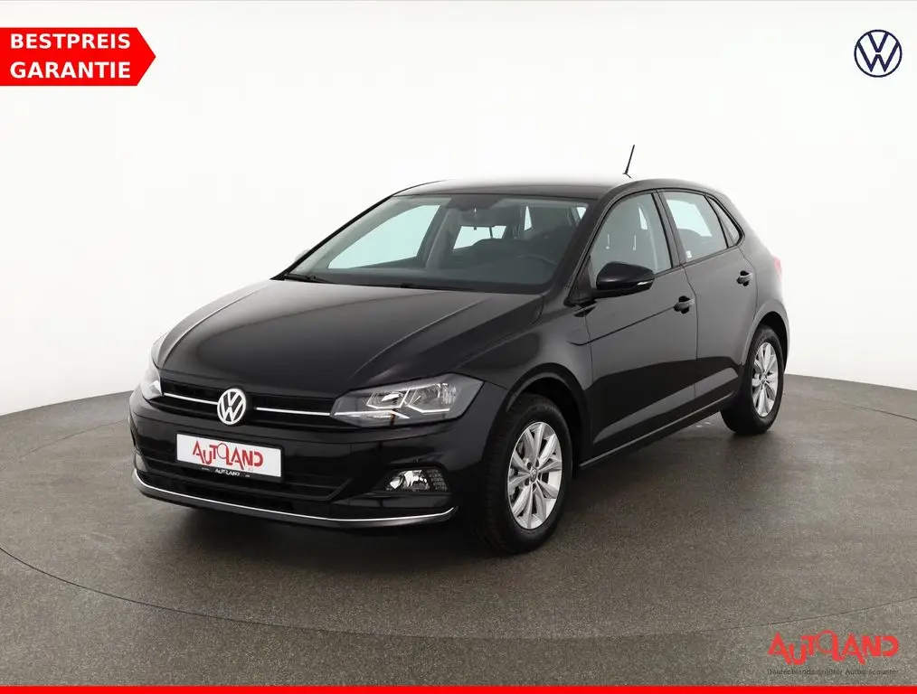 Photo 1 : Volkswagen Polo 2018 Petrol