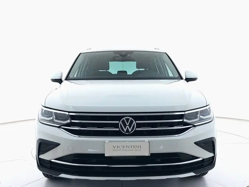 Photo 1 : Volkswagen Tiguan 2023 Others