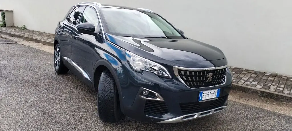 Photo 1 : Peugeot 3008 2019 Diesel