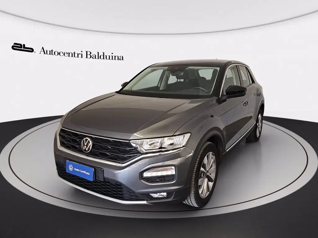 Photo 1 : Volkswagen T-roc 2021 Essence