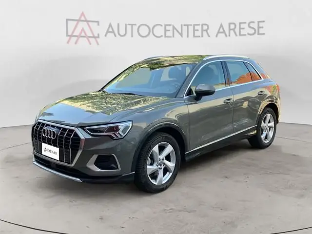 Photo 1 : Audi Q3 2020 Hybride