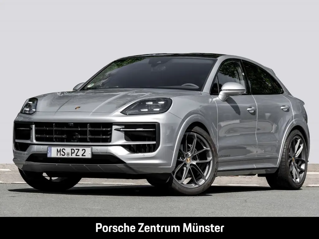 Photo 1 : Porsche Cayenne 2024 Petrol