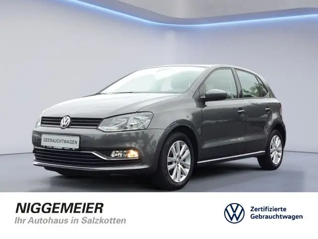 Photo 1 : Volkswagen Polo 2017 Petrol