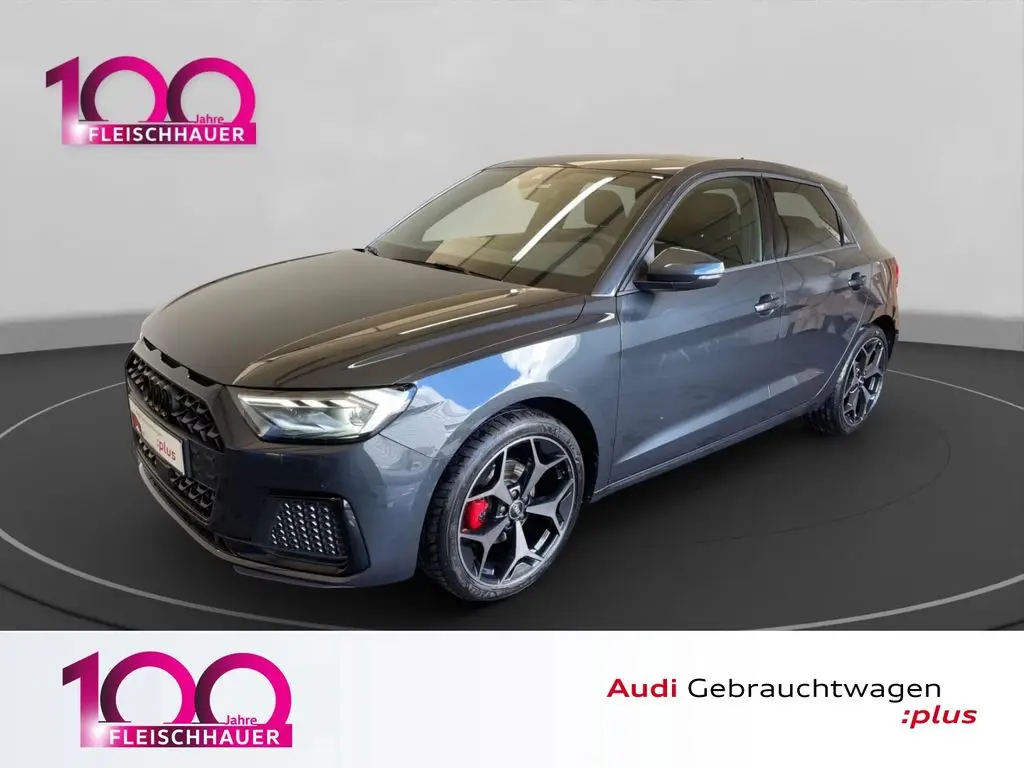 Photo 1 : Audi A1 2023 Essence