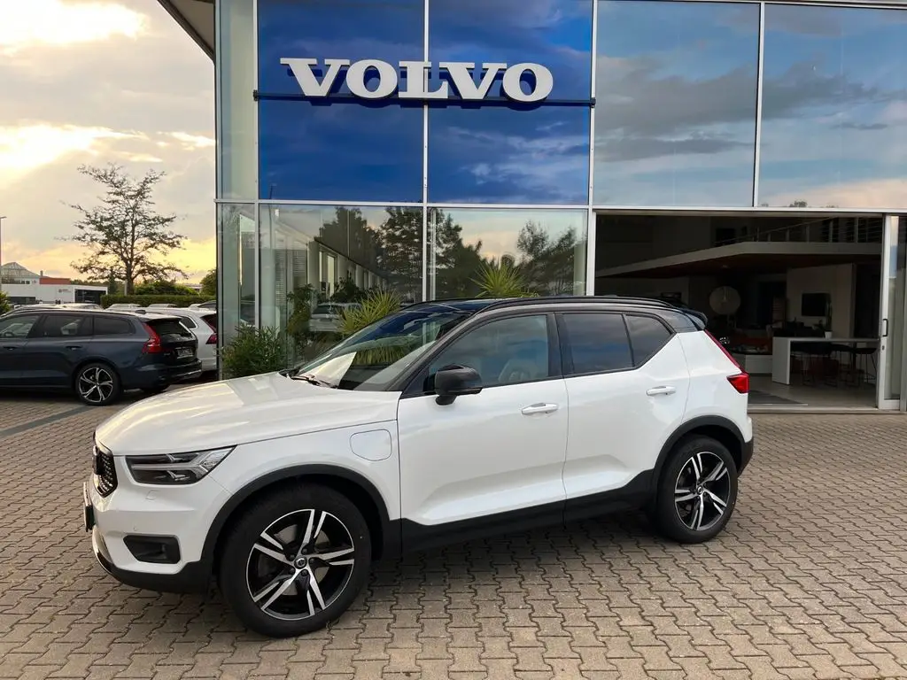 Photo 1 : Volvo Xc40 2021 Hybrid