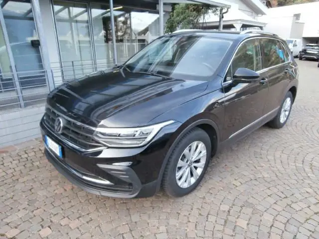 Photo 1 : Volkswagen Tiguan 2020 Petrol