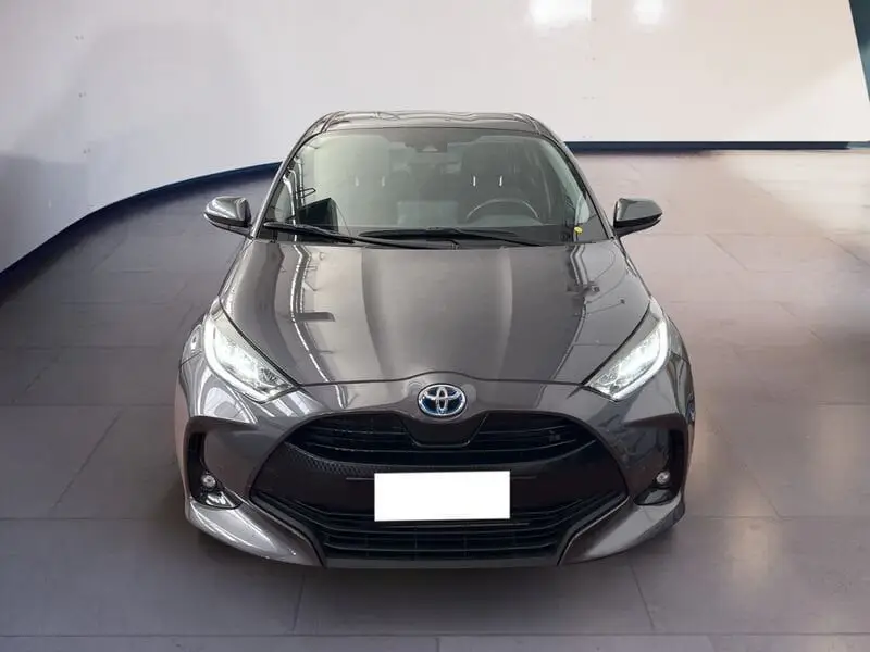 Photo 1 : Toyota Yaris 2021 Hybride