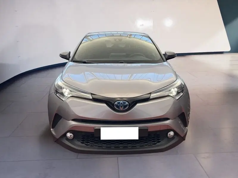 Photo 1 : Toyota C-hr 2018 Hybrid