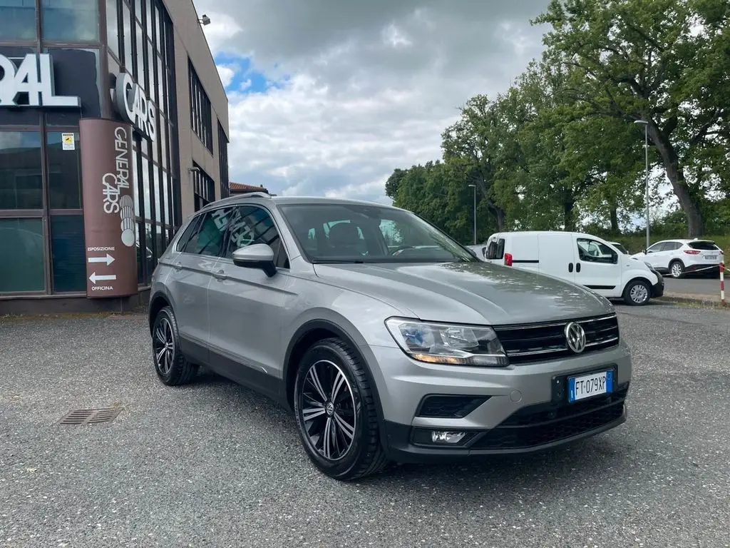 Photo 1 : Volkswagen Tiguan 2019 Diesel