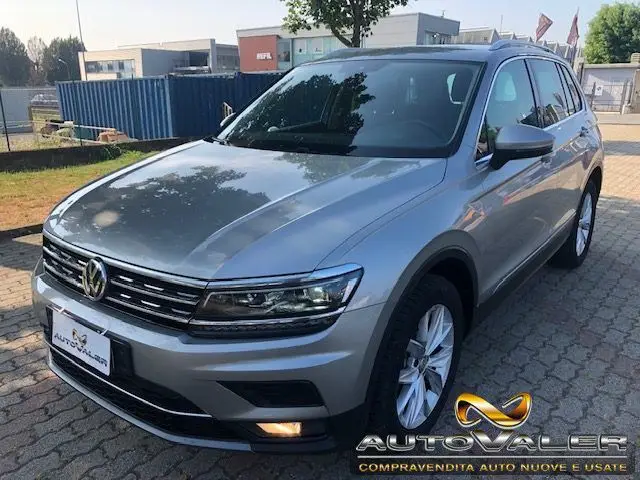 Photo 1 : Volkswagen Tiguan 2020 Diesel