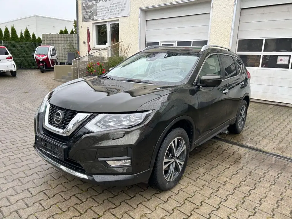 Photo 1 : Nissan X-trail 2019 Essence