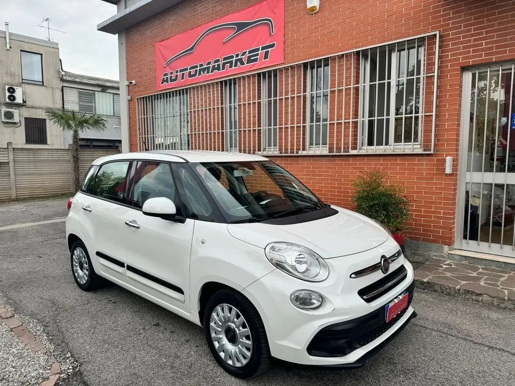 Photo 1 : Fiat 500l 2018 Petrol