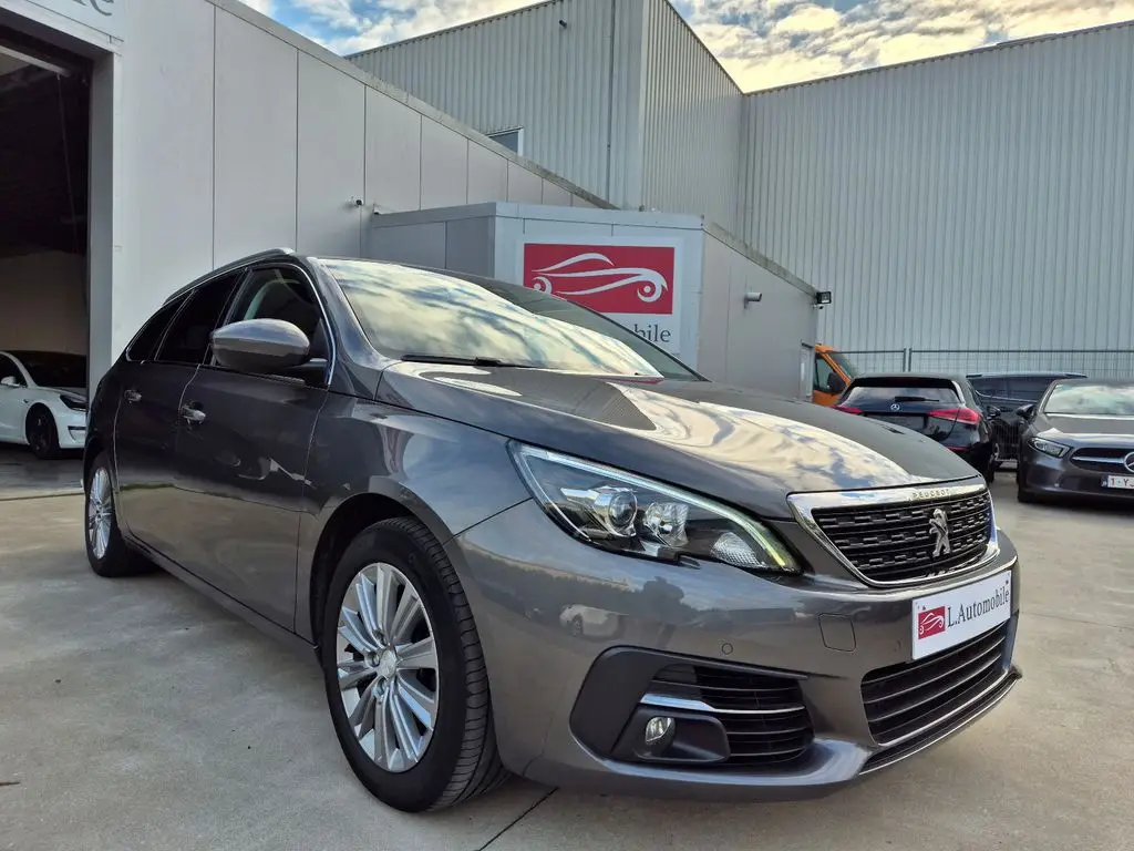 Photo 1 : Peugeot 308 2021 Diesel