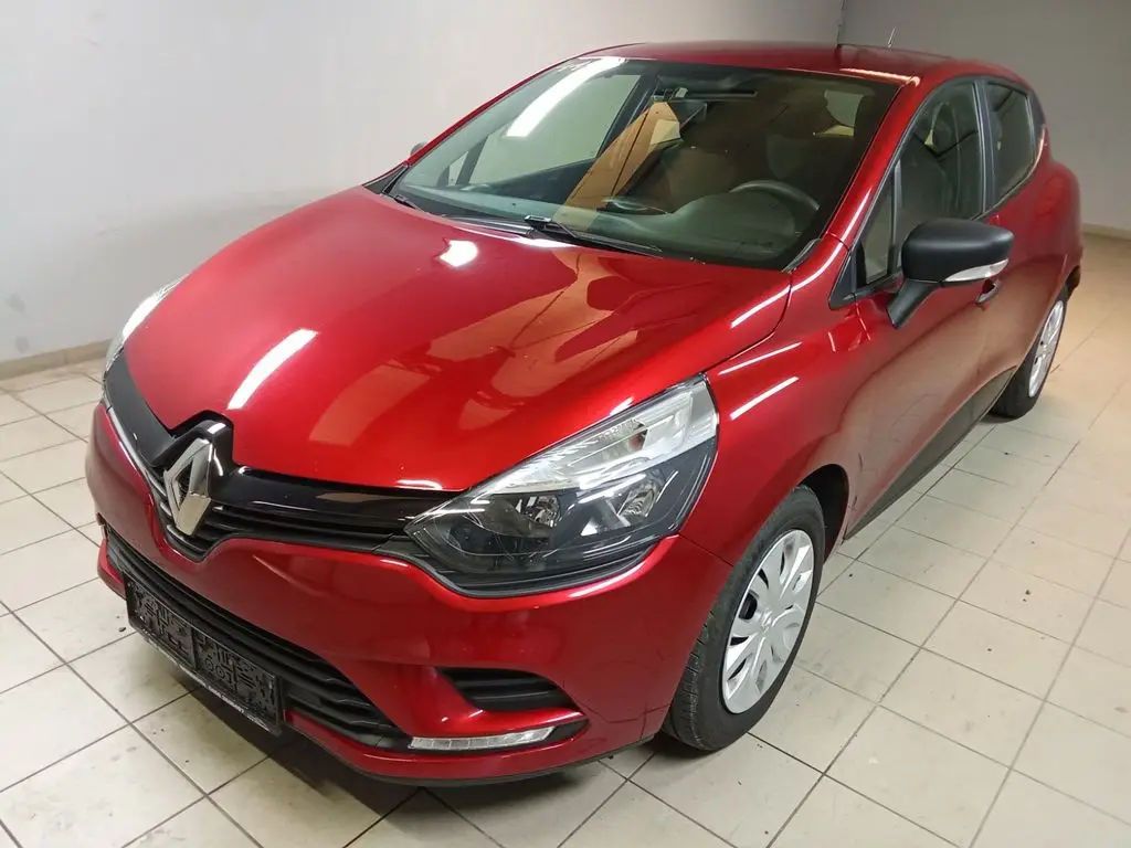 Photo 1 : Renault Clio 2018 Petrol