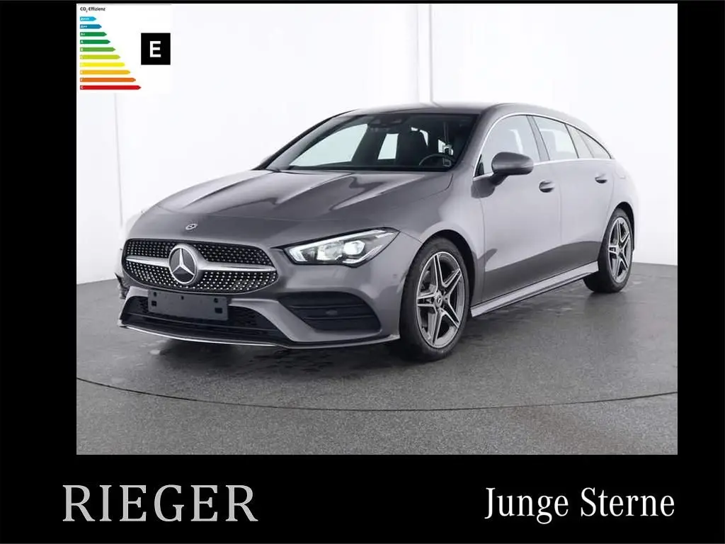 Photo 1 : Mercedes-benz Classe Cla 2023 Petrol