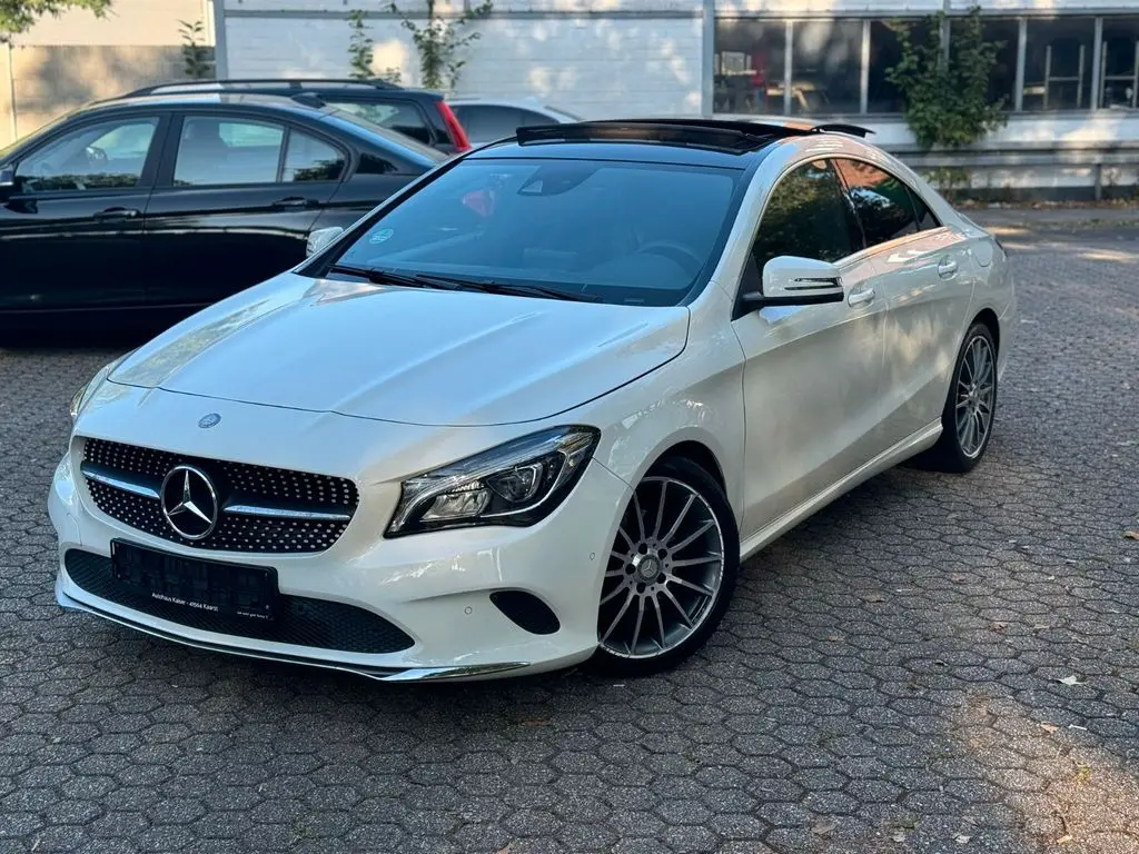 Photo 1 : Mercedes-benz Classe Cla 2016 Petrol