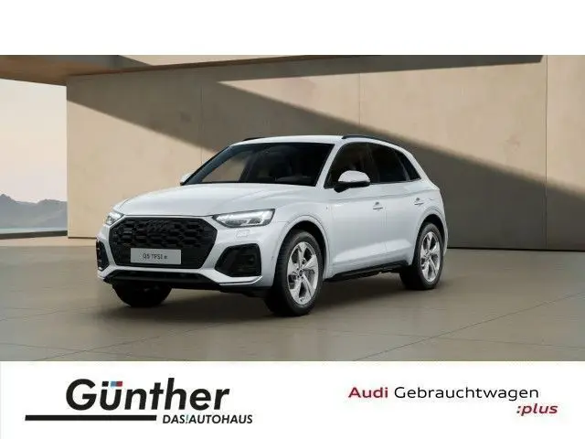 Photo 1 : Audi Q5 2023 Hybrid