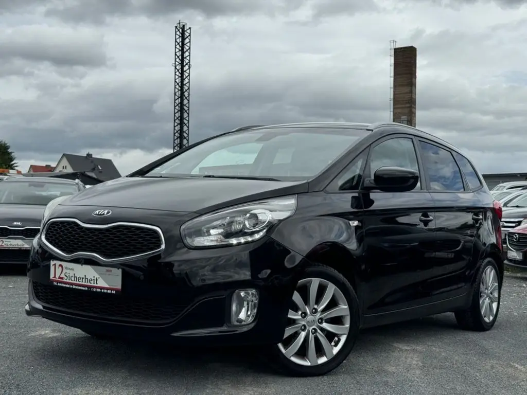 Photo 1 : Kia Carens 2015 Petrol