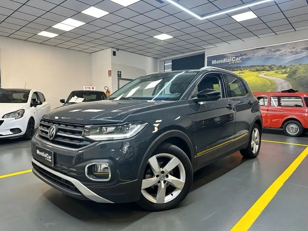 Photo 1 : Volkswagen T-cross 2020 Essence