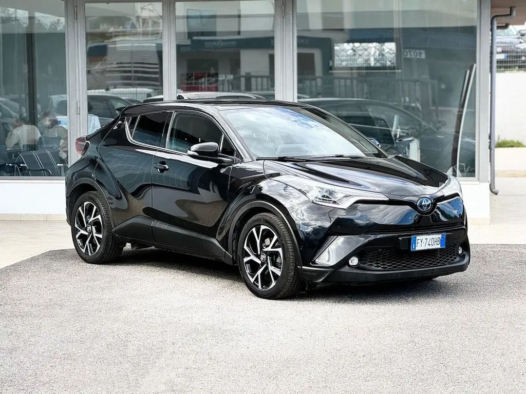 Photo 1 : Toyota C-hr 2019 Hybride