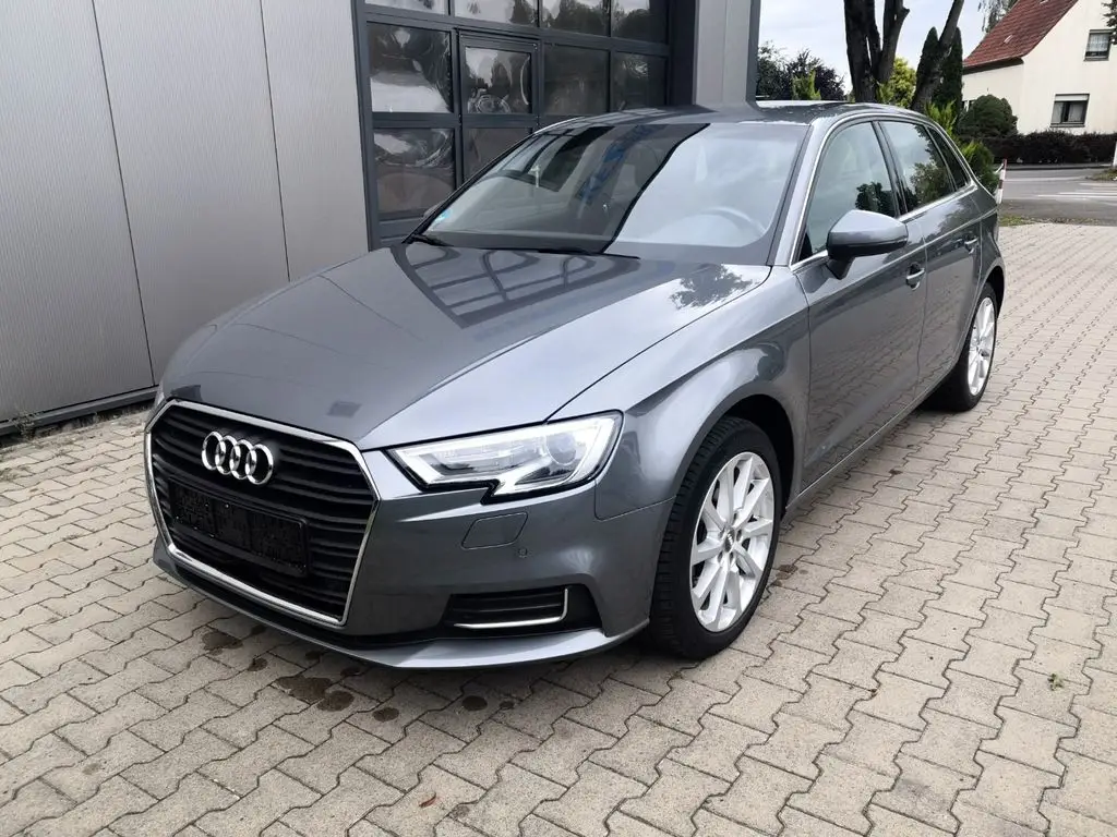 Photo 1 : Audi A3 2019 Diesel