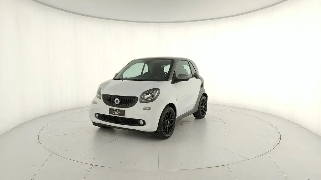 Photo 1 : Smart Fortwo 2019 Essence