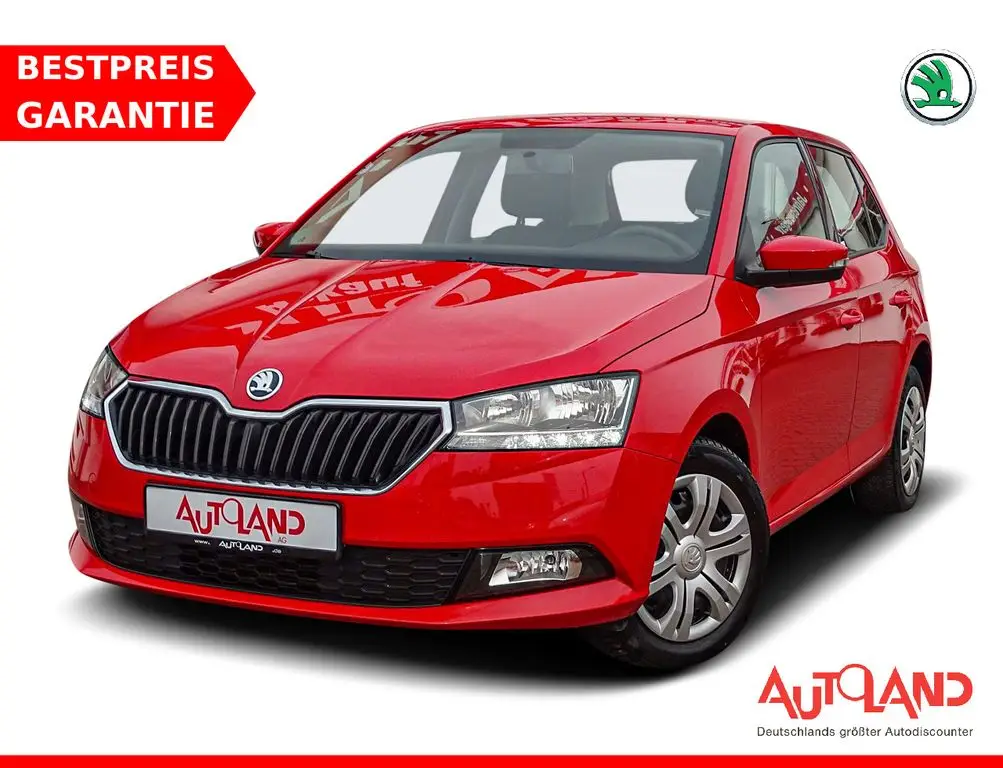 Photo 1 : Skoda Fabia 2020 Petrol