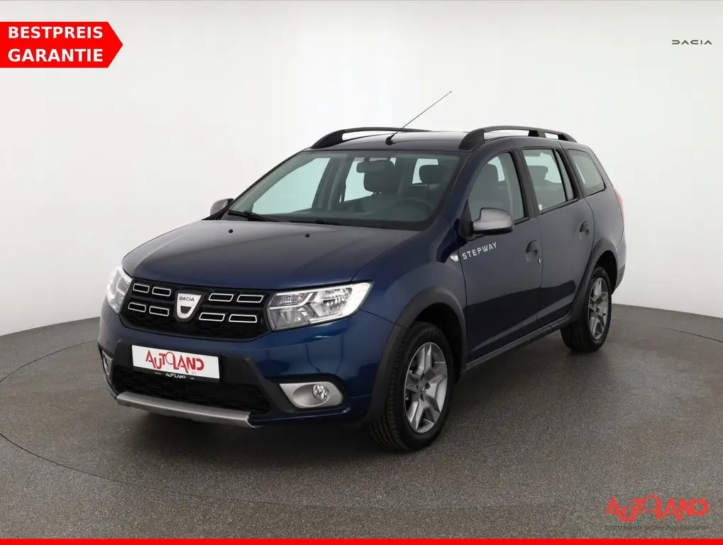 Photo 1 : Dacia Logan 2019 Essence