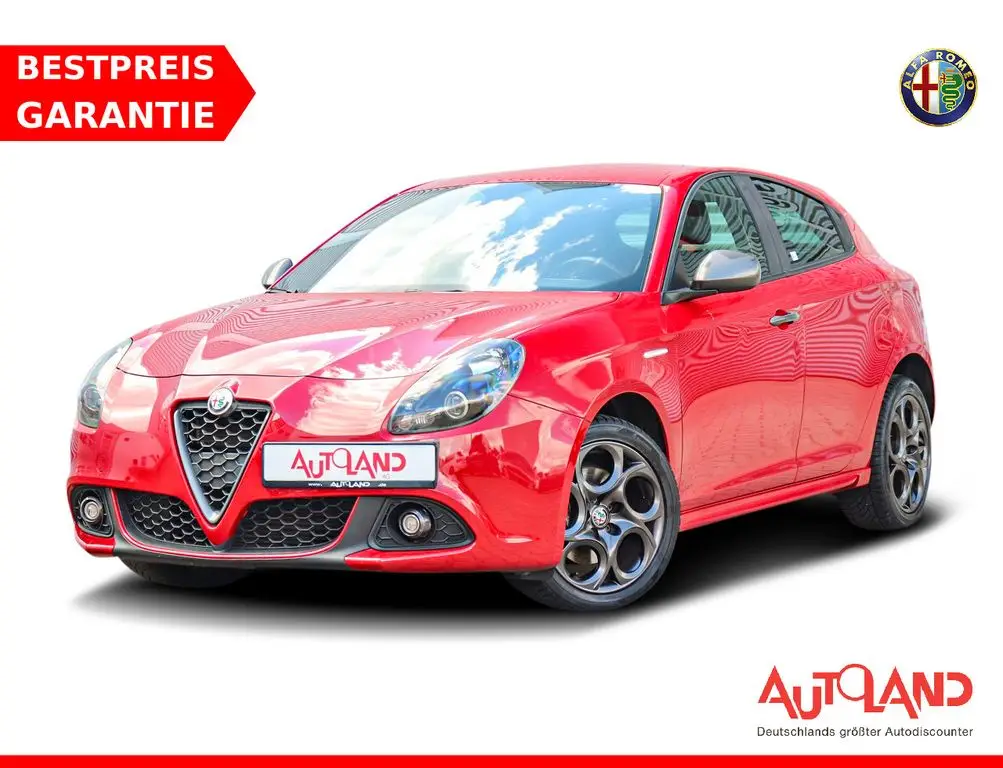 Photo 1 : Alfa Romeo Giulietta 2017 Petrol