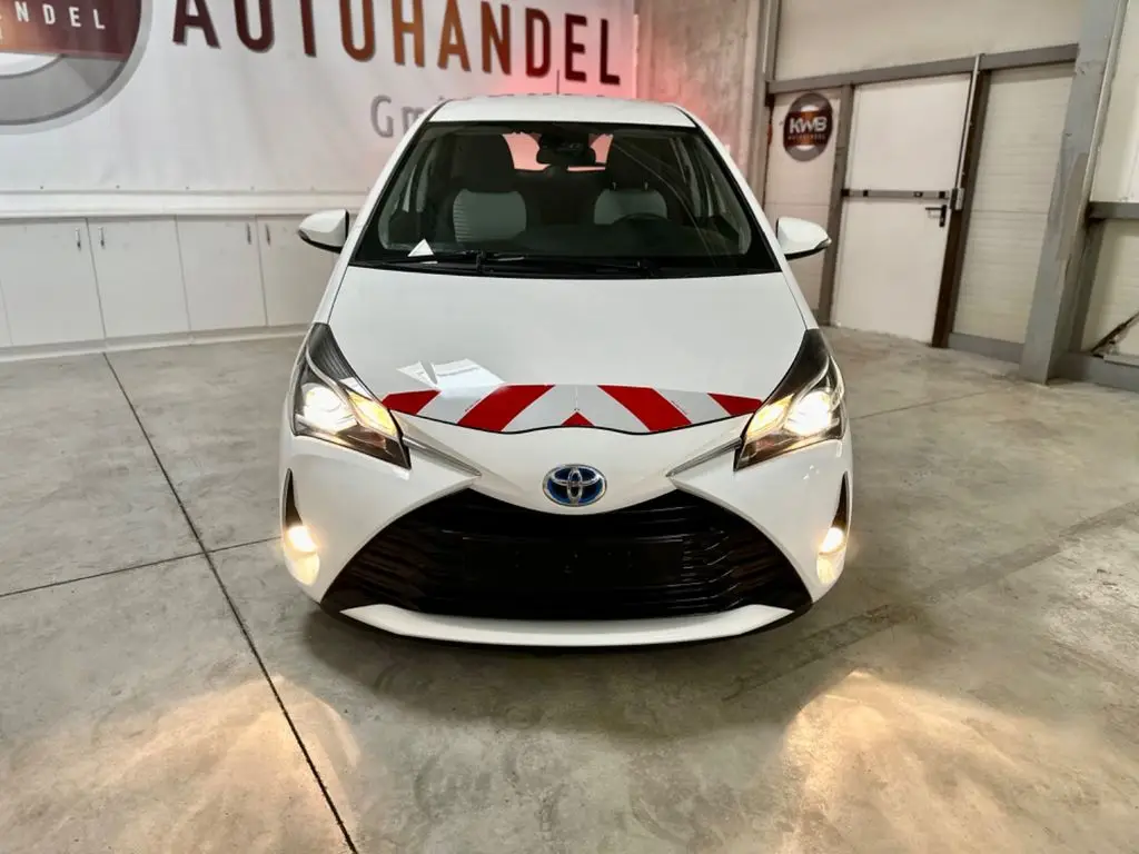 Photo 1 : Toyota Yaris 2019 Hybrid