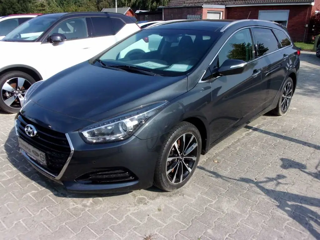 Photo 1 : Hyundai I40 2016 Diesel