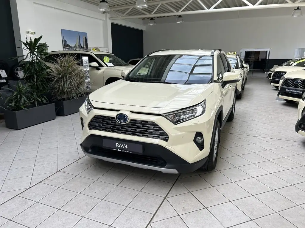 Photo 1 : Toyota Rav4 2021 Hybride