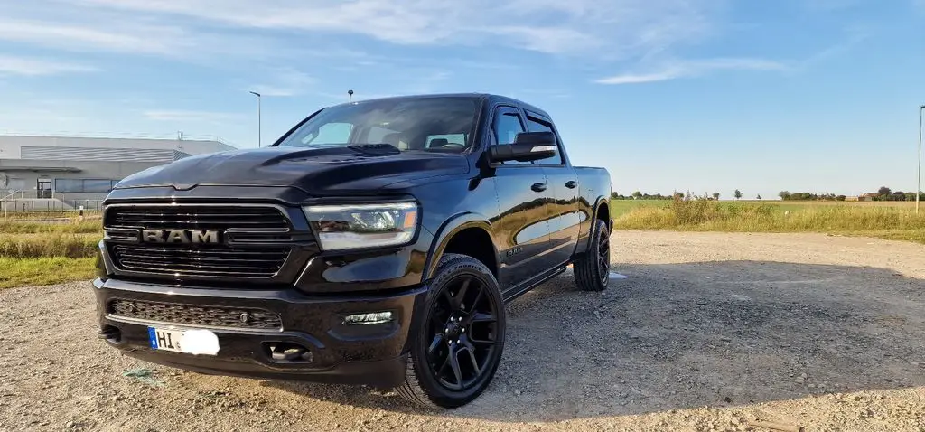 Photo 1 : Dodge Ram 2022 Petrol