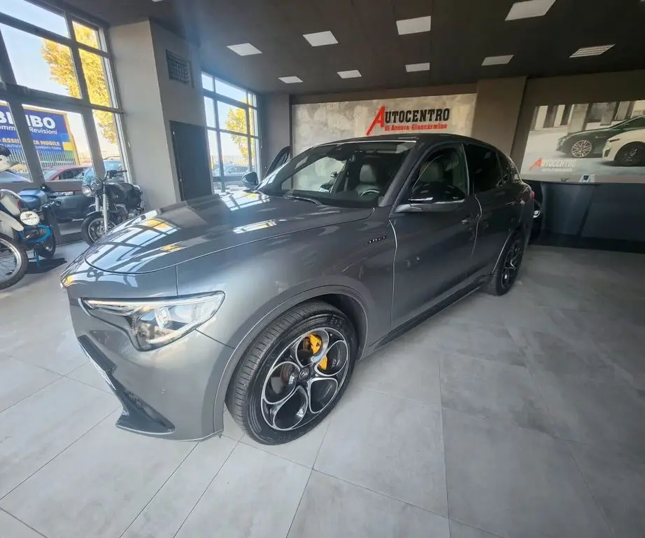 Photo 1 : Alfa Romeo Stelvio 2021 Diesel