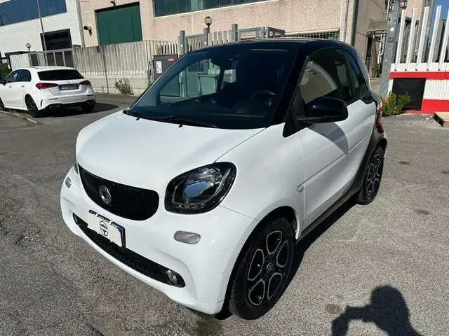 Photo 1 : Smart Fortwo 2018 Petrol