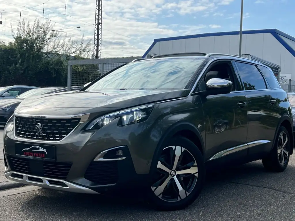 Photo 1 : Peugeot 5008 2018 Diesel