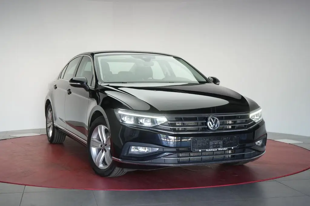 Photo 1 : Volkswagen Passat 2020 Diesel