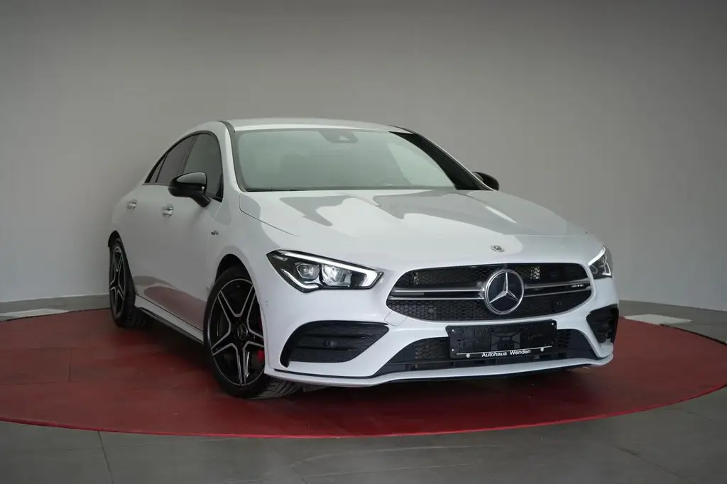 Photo 1 : Mercedes-benz Classe Cla 2021 Petrol