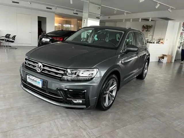 Photo 1 : Volkswagen Tiguan 2019 Diesel