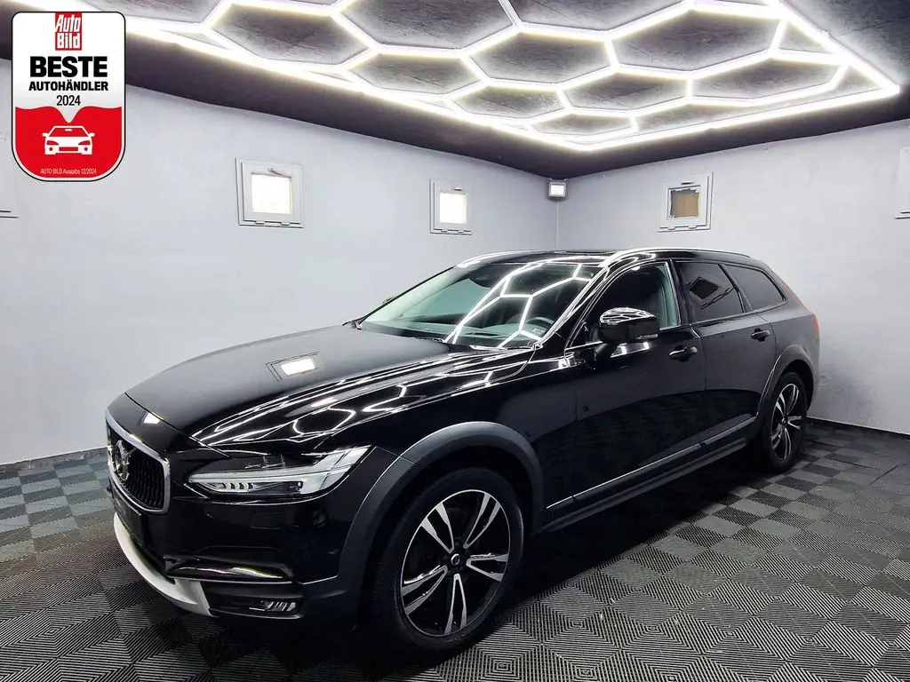 Photo 1 : Volvo V90 2019 Diesel