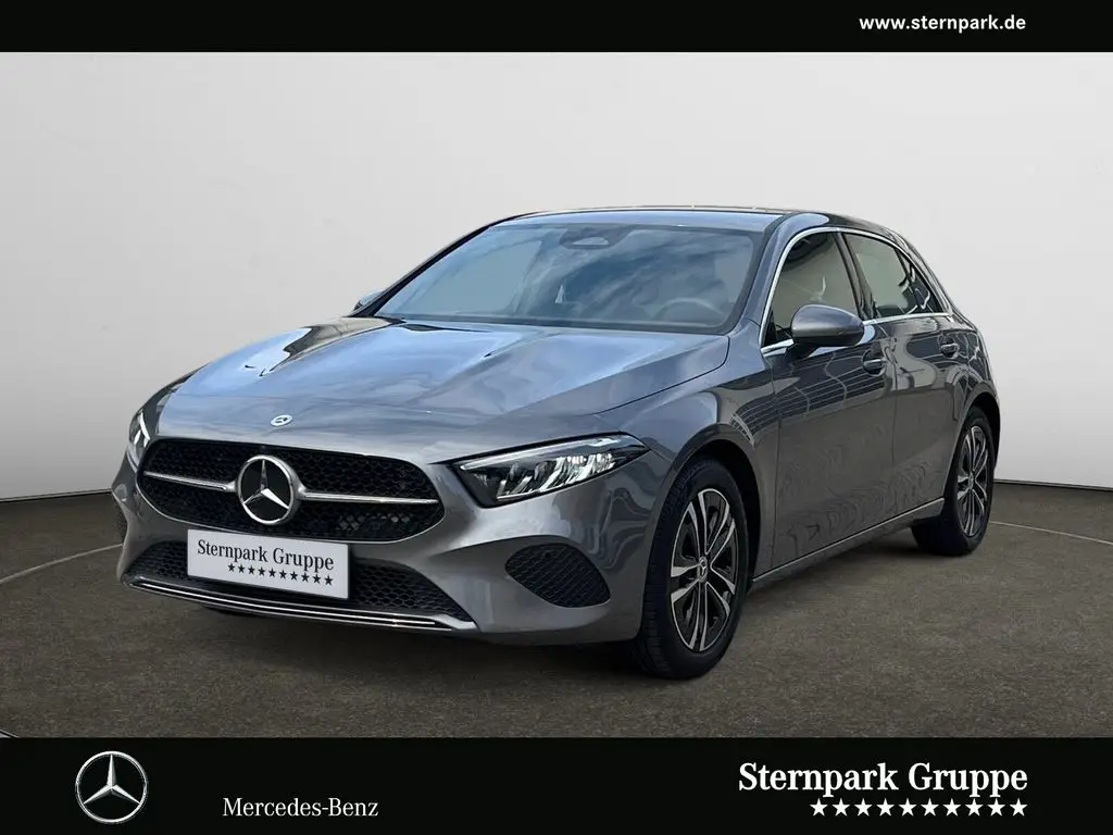 Photo 1 : Mercedes-benz Classe A 2023 Essence