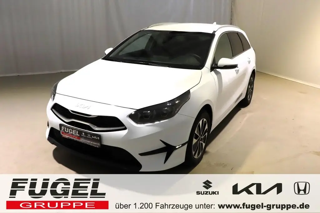 Photo 1 : Kia Ceed 2024 Essence