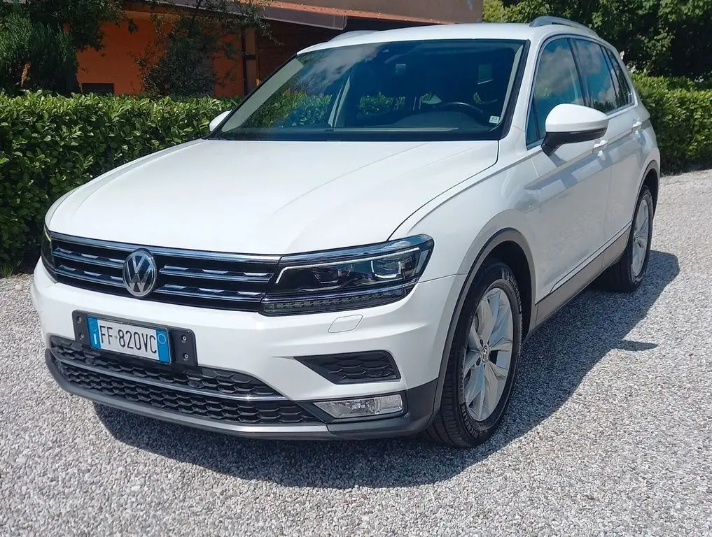 Photo 1 : Volkswagen Tiguan 2016 Diesel