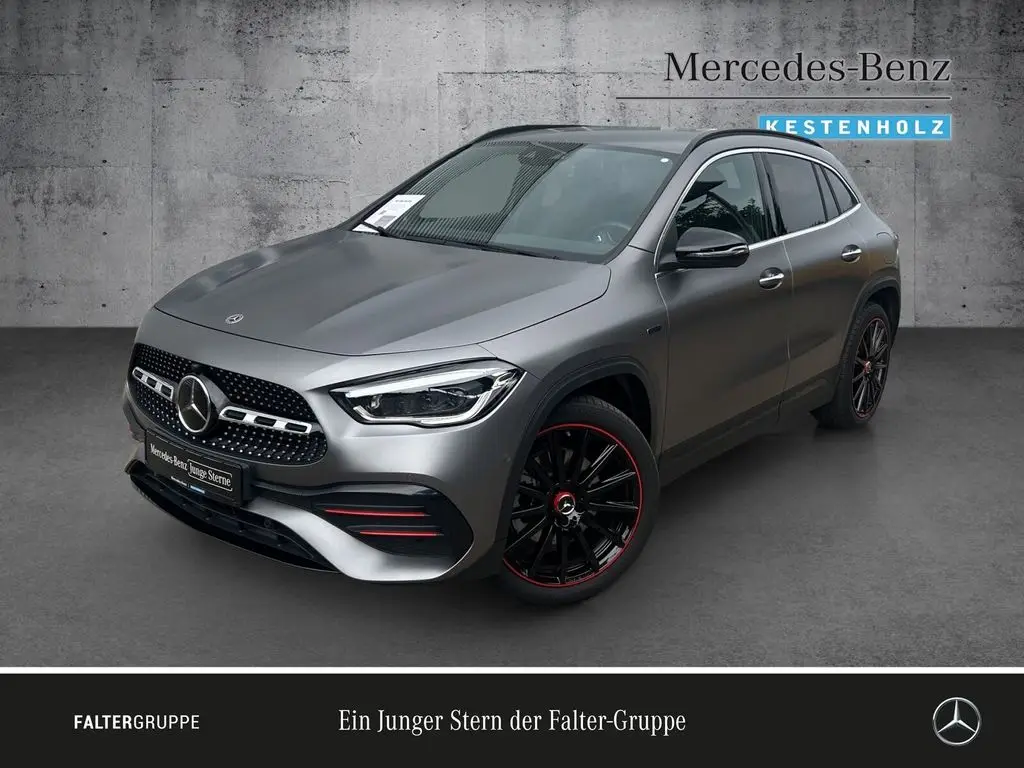 Photo 1 : Mercedes-benz Classe Gla 2021 Hybrid